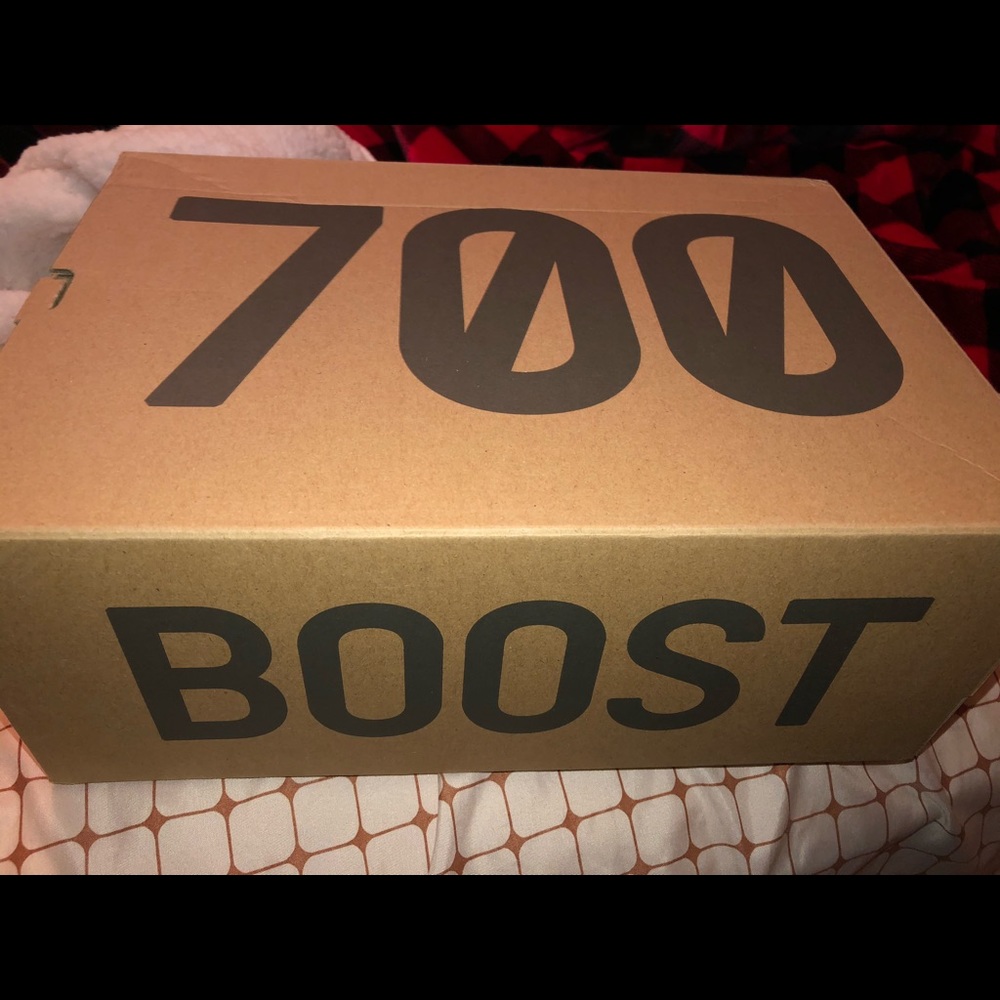 Yeezy 700 Boost Analog size 11 mens.